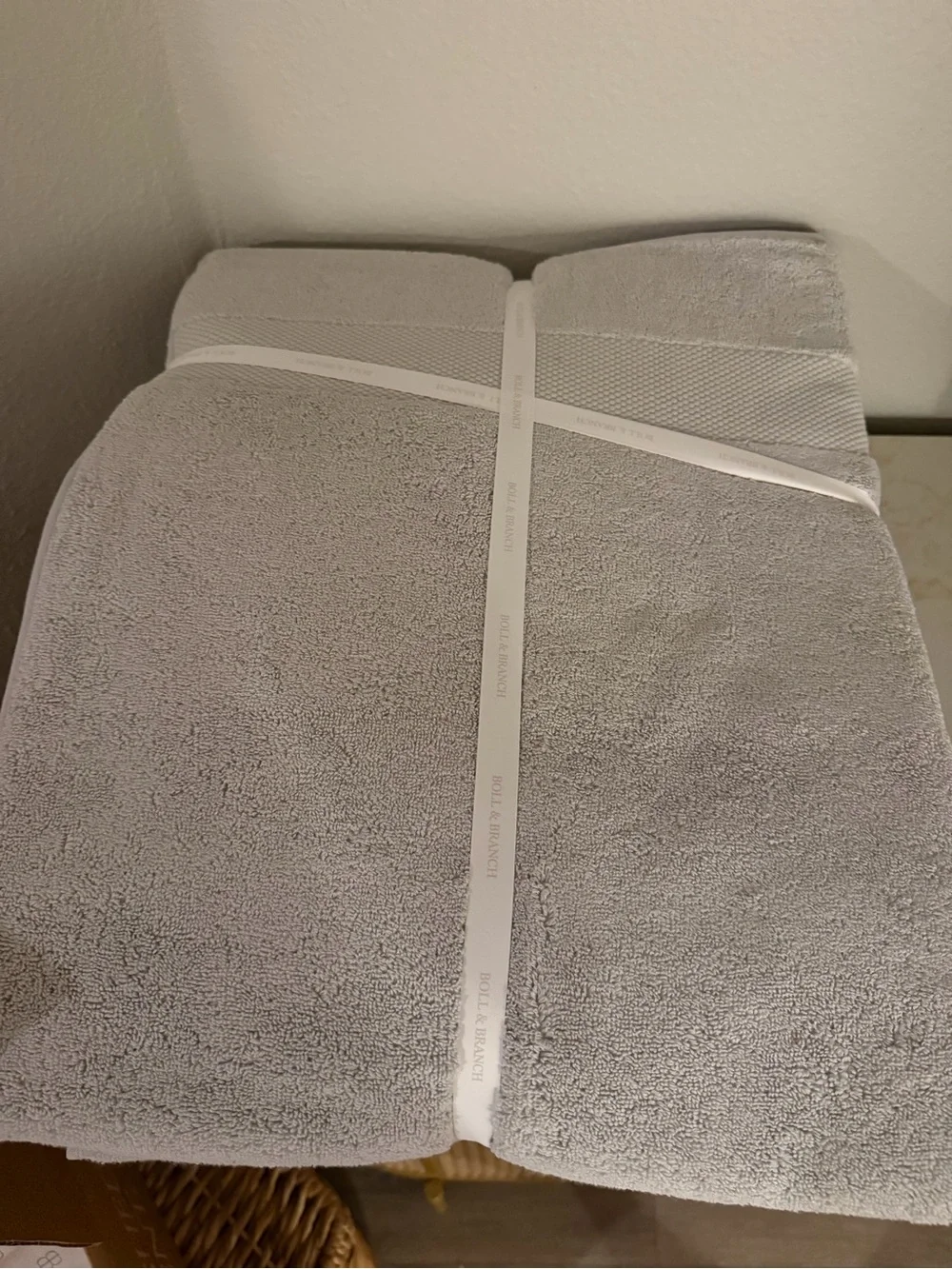 NWT Boll & Branch Plush Bath Towel Set new new new color pewter